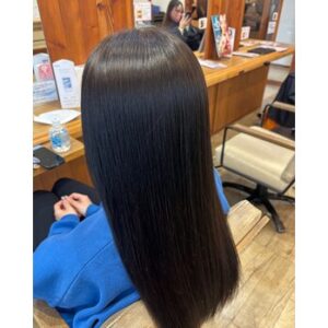水素カラーでうるツヤ髪にチェンジ