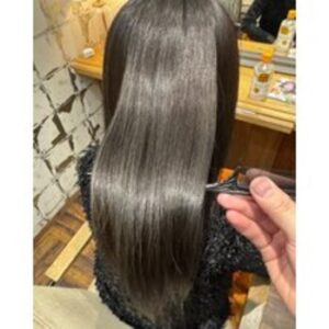 髪質改善カラーで素髪からツヤ髪へ