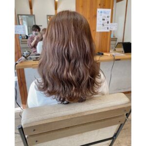 小顔見えが叶うやわらかレイヤー