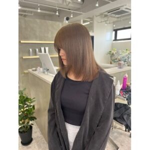 ストレートをしても毛先まで自然なのはなぜ？