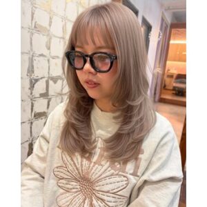 レイヤーカットで軽やかくびれヘア