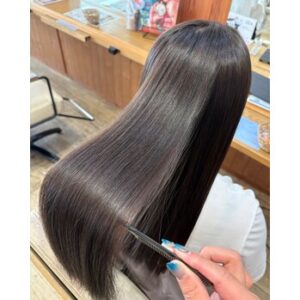 髪質改善ストレートで素髪ツヤ♪