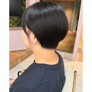 コンパクトショートで、すっきり上品に