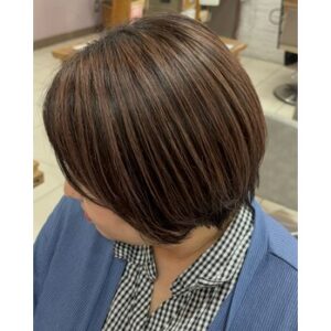 白髪ぼかしハイライトでふんわり艶髪に