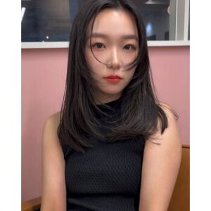 小顔見えが叶うレイヤーカット♪