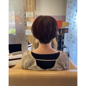 小顔見えが叶うくびれショートカット